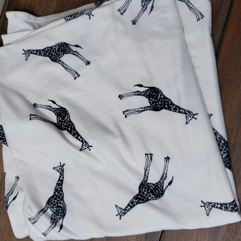 Mason Grey NWOT Mini Giraffe Swaddle Blanket